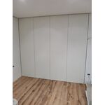 Гардеробная и встроенный шкаф в белом цвете